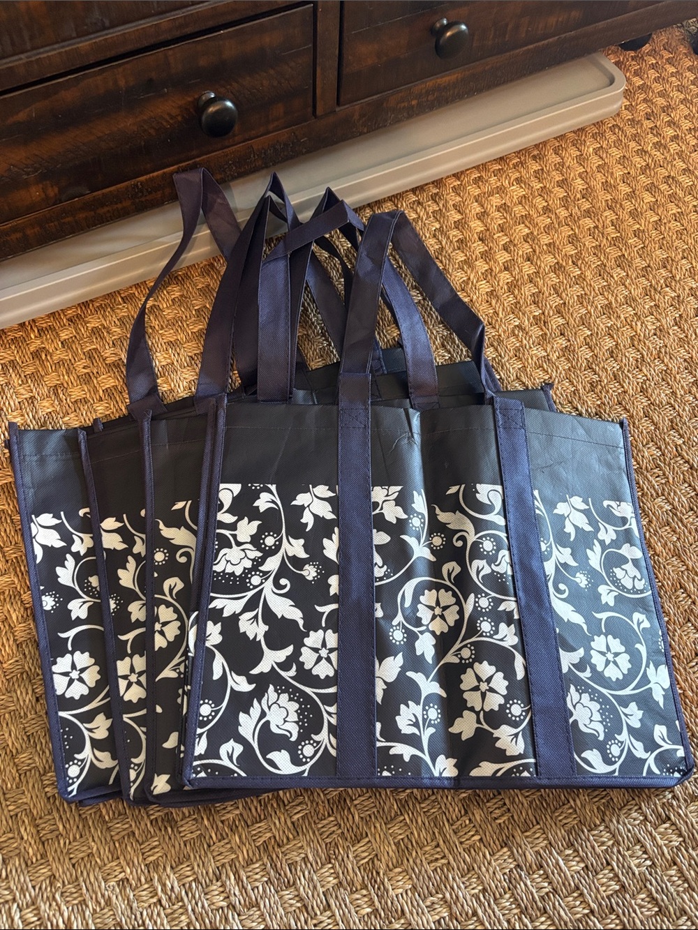 Set of 4 Resuable Grocery/Food Tote Bags